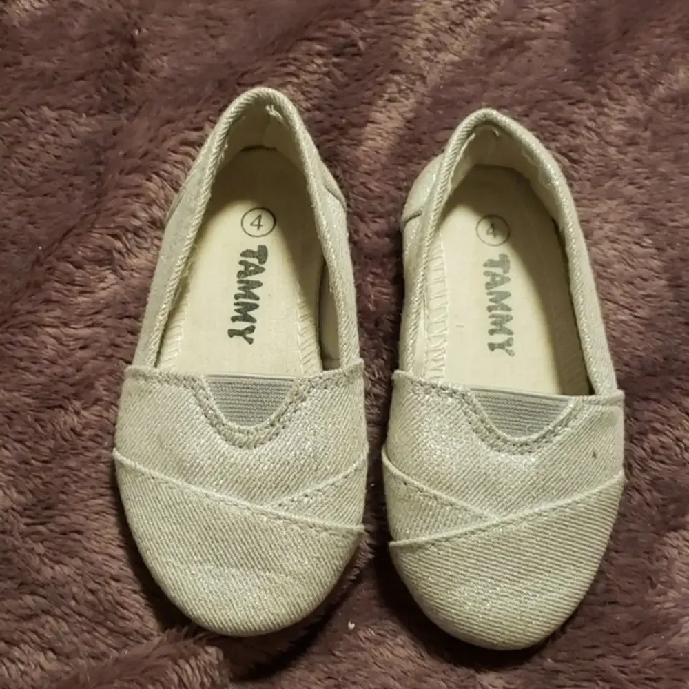 Silver little girl sandals‎